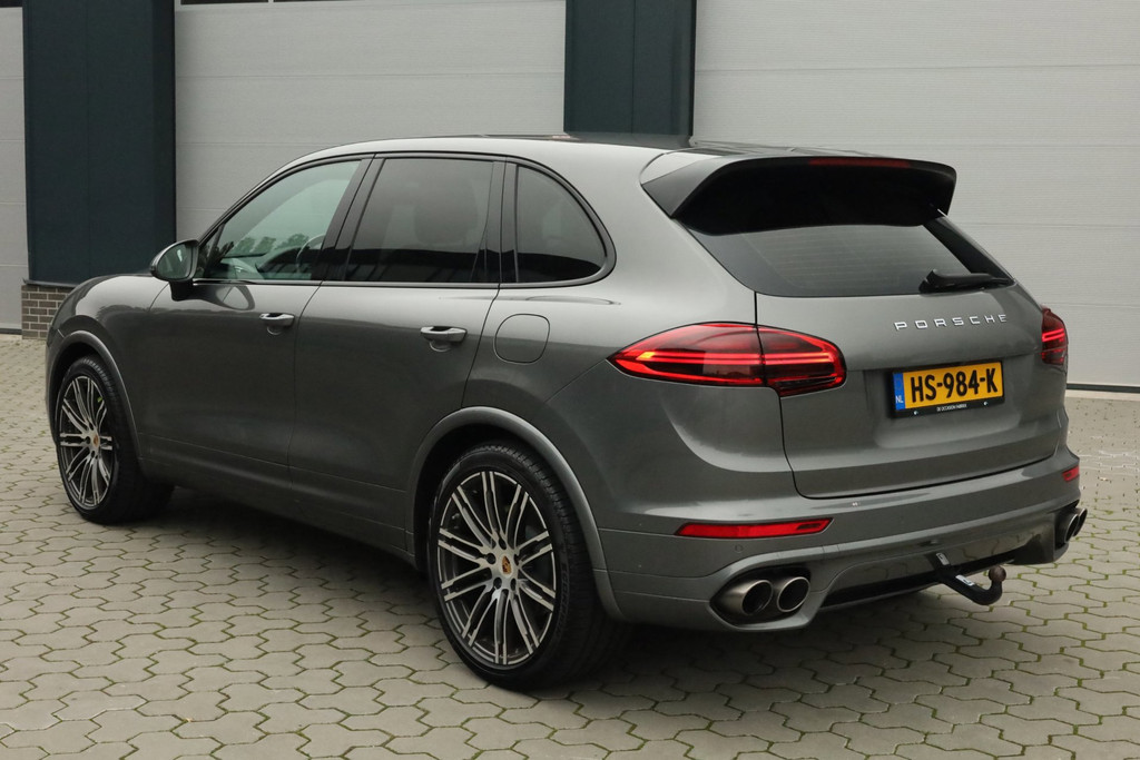 Porsche Cayenne 3.0 S E-Hybrid Trekhaak Luchtvering Stuurverwarming 57705024-4.jpg | De Occasion Fabriek
